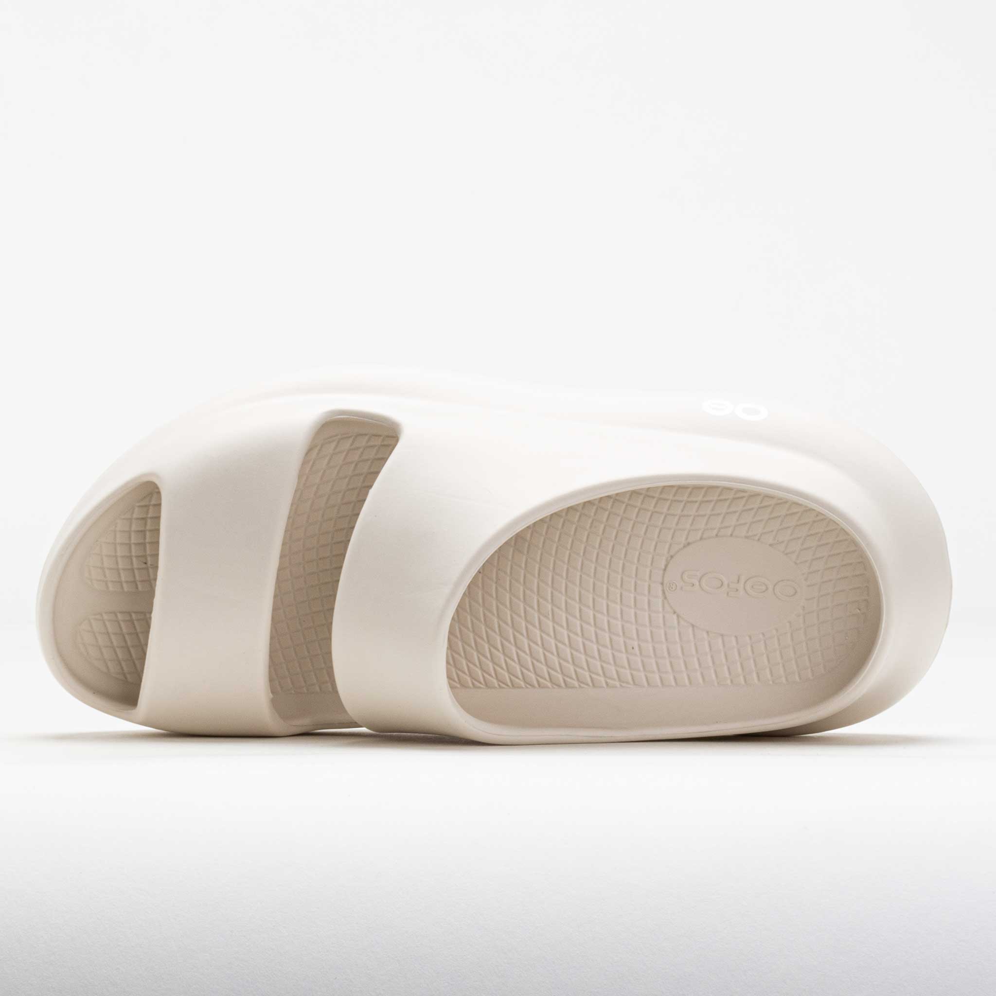 OOFOS OOyea Women's Chalk