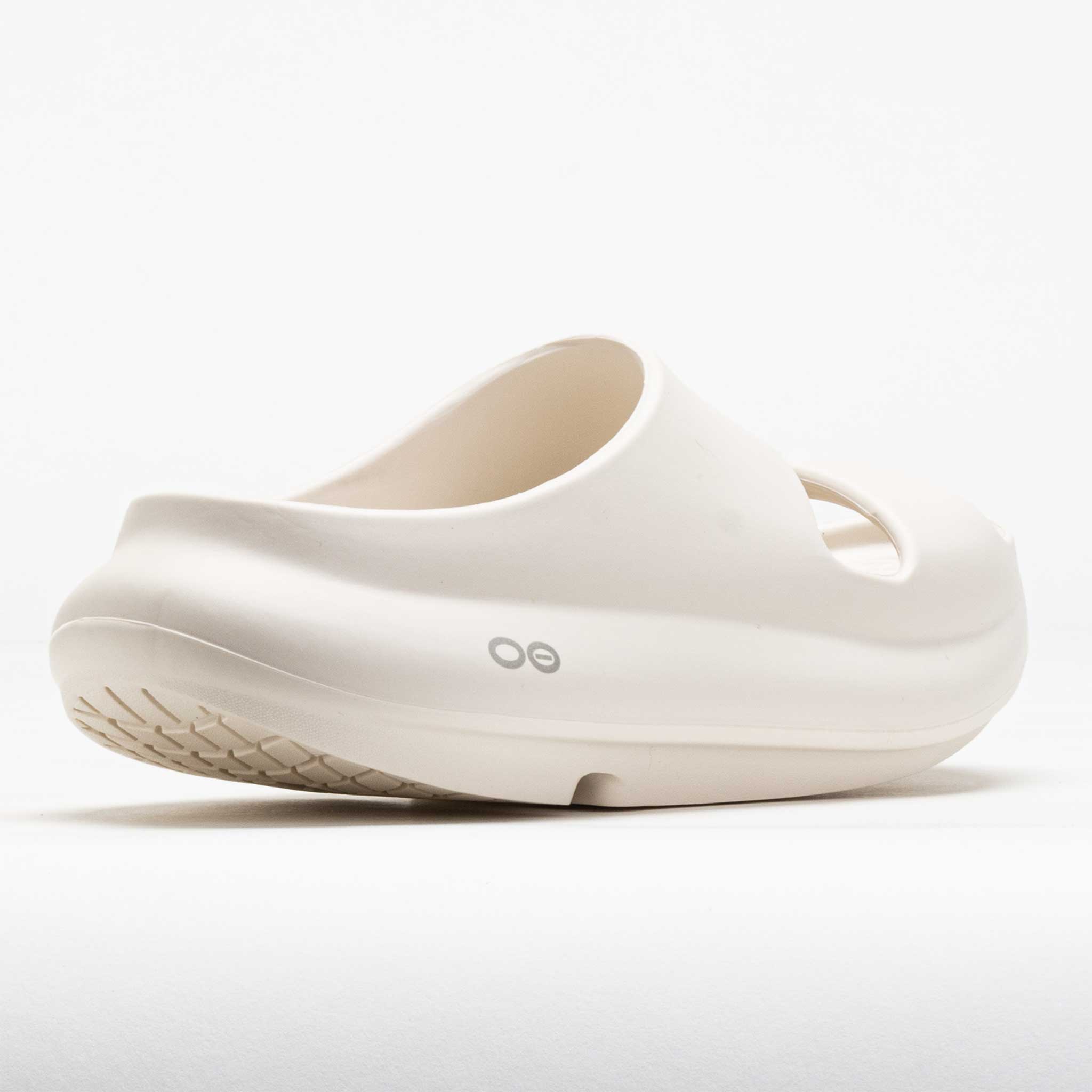 OOFOS OOyea Women's Chalk