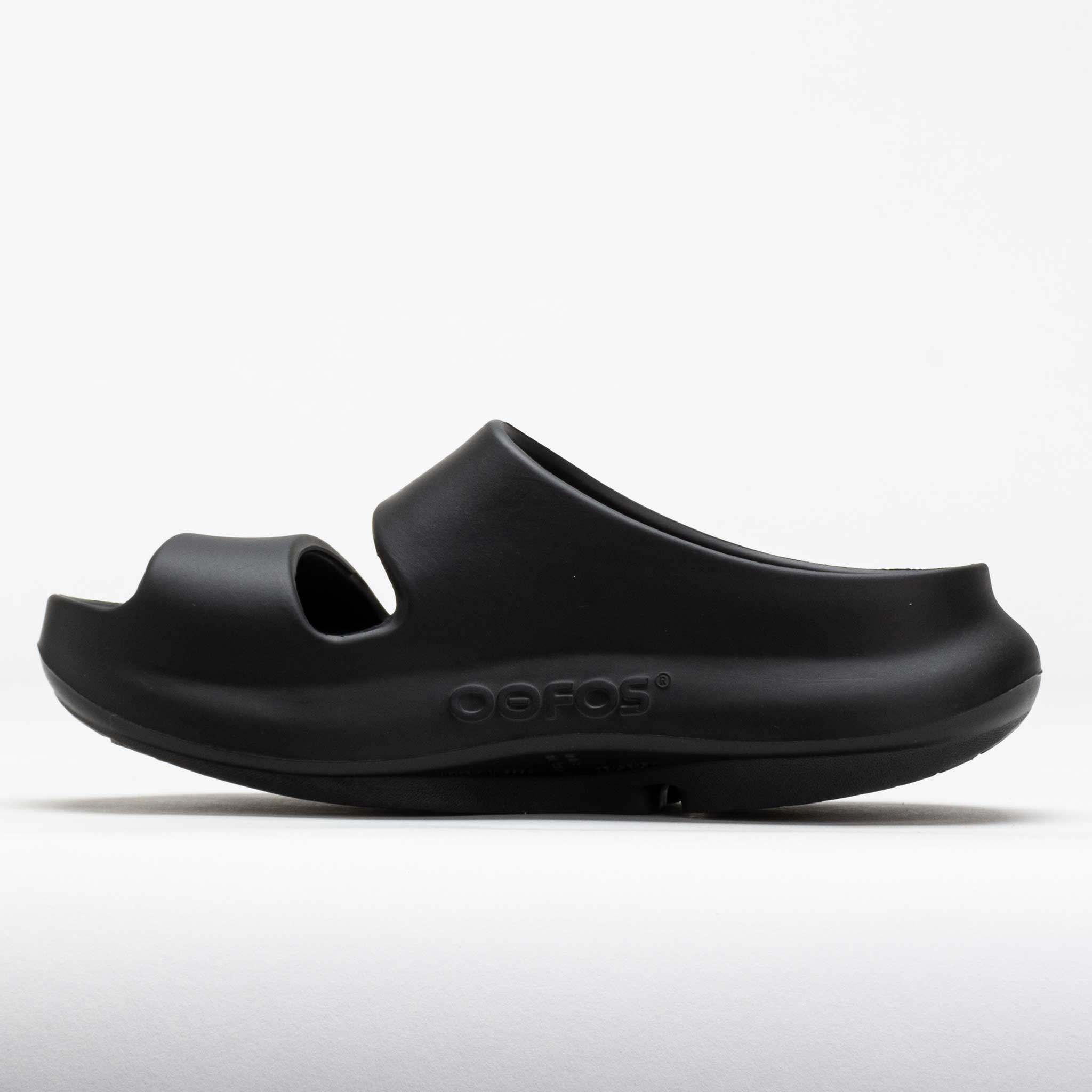 OOFOS OOyea Women's Black