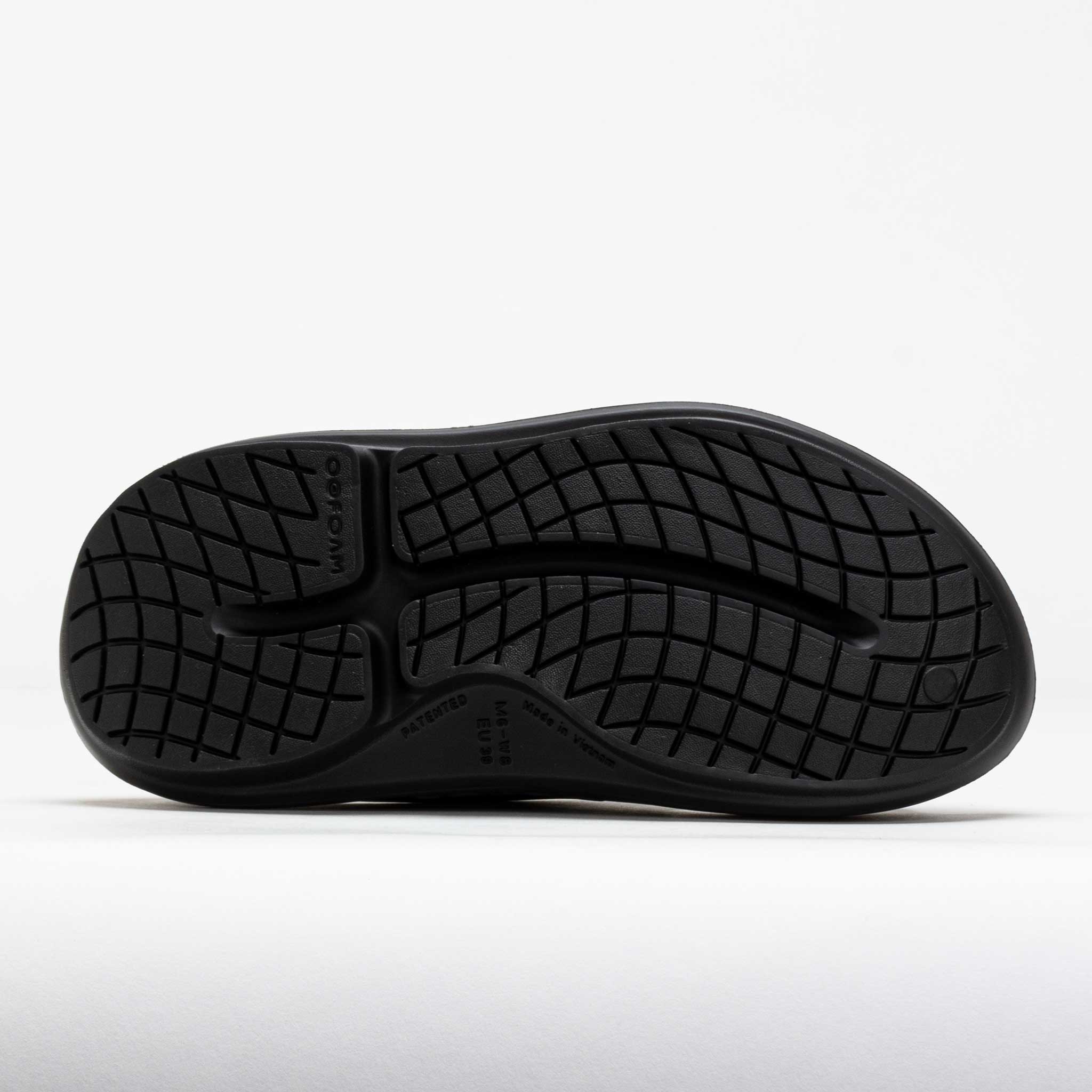 OOFOS OOyea Women's Black