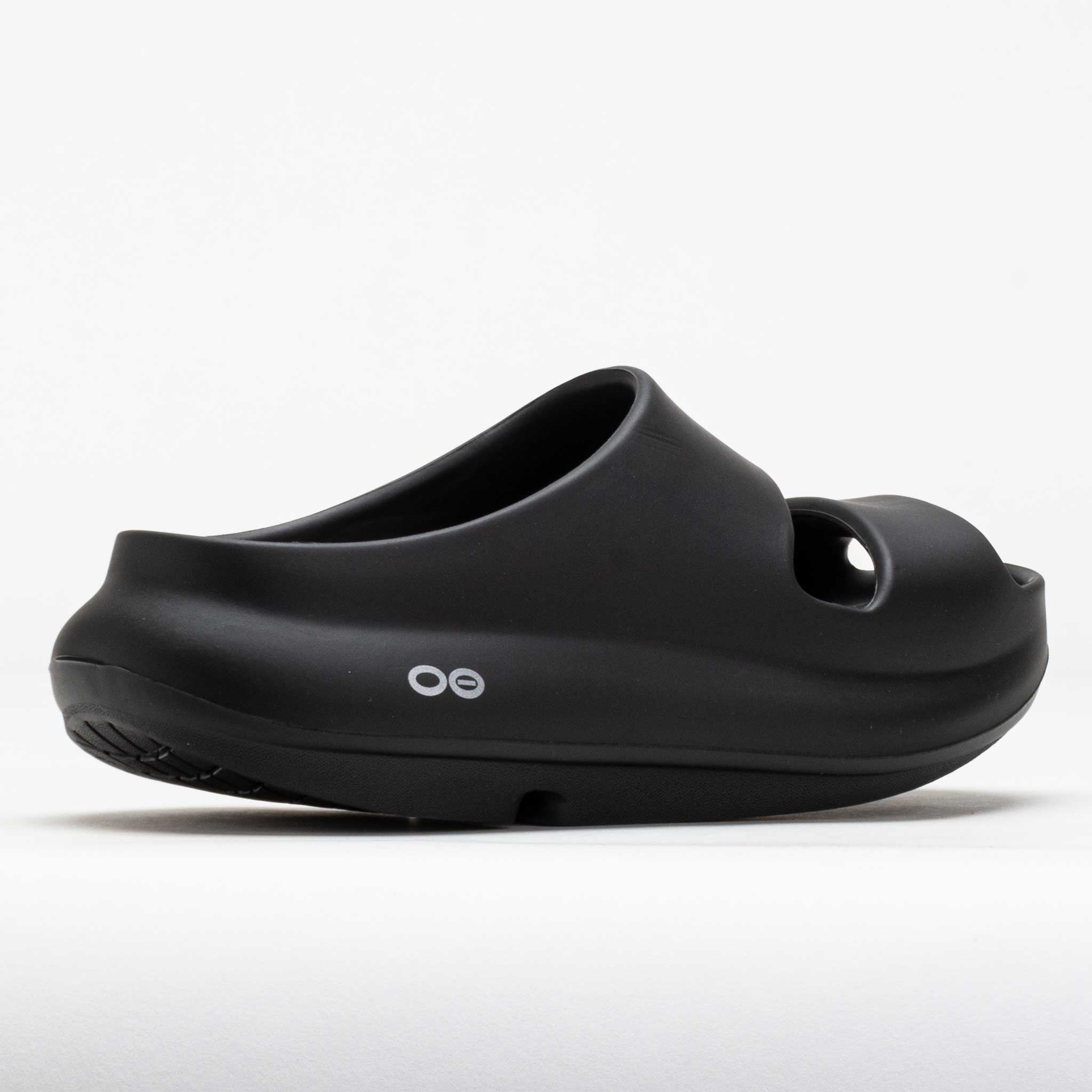 OOFOS OOyea Women's Black