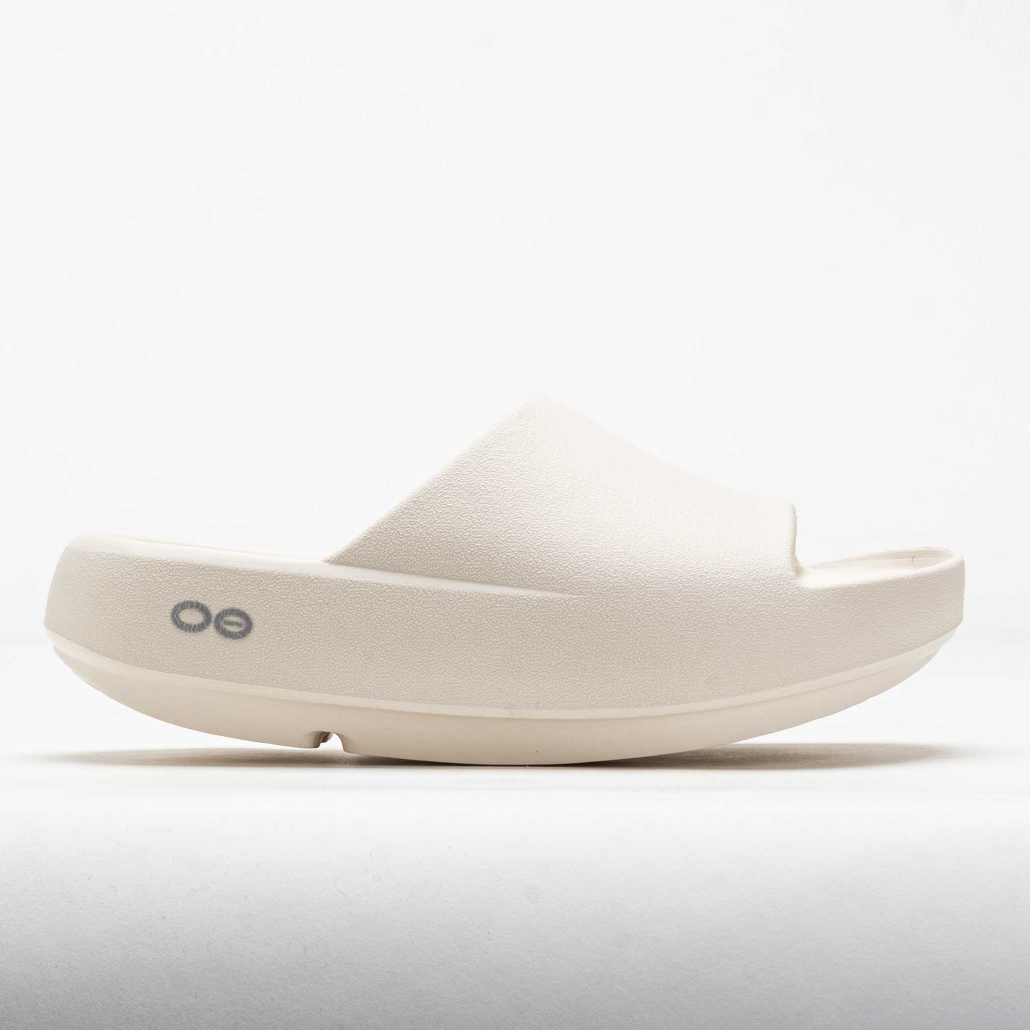 OOFOS OOahh Plus Slide Unisex – Holabird Sports