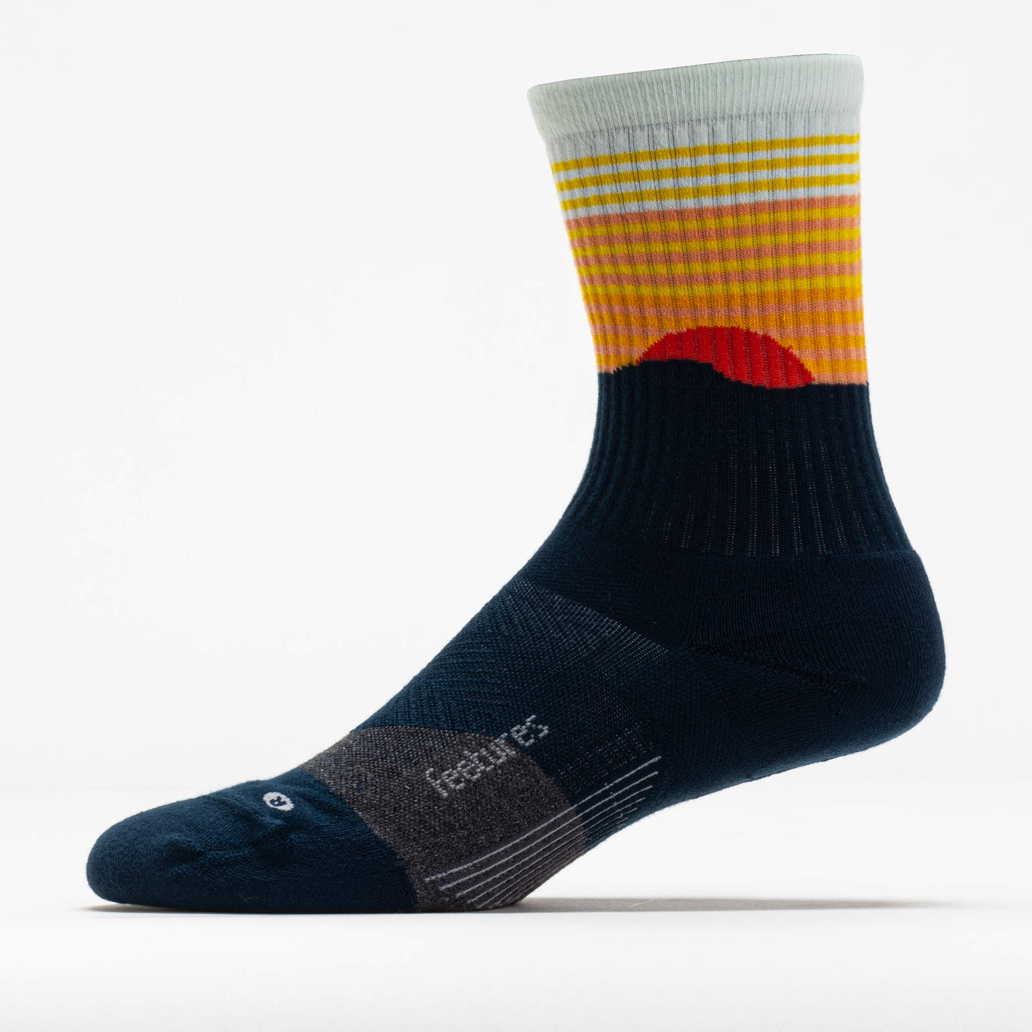 Feetures Elite Trail Mini Crew Max Cushion Socks