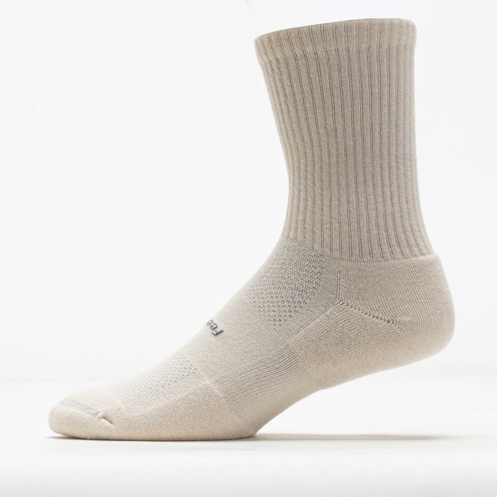 Feetures High Performance Max Cushion Crew Socks