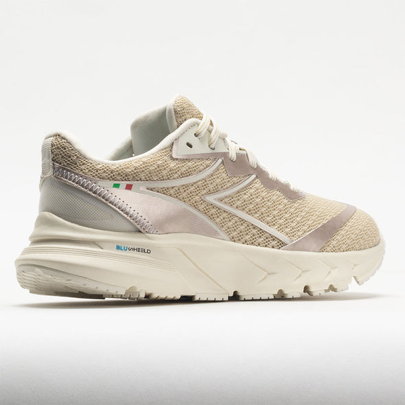 Diadora Mythos Blushield Volo 2 Women's Bright Gold/Whisper White