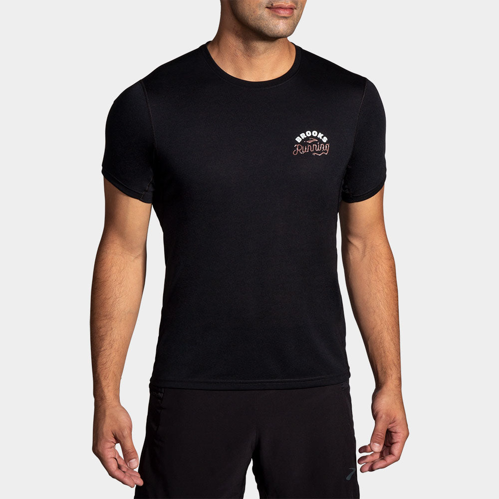 もらって 嬉しい お歳暮 ランキング Men's Sleeve Short Graphic Distance Brooks – Sports Holabird トップス