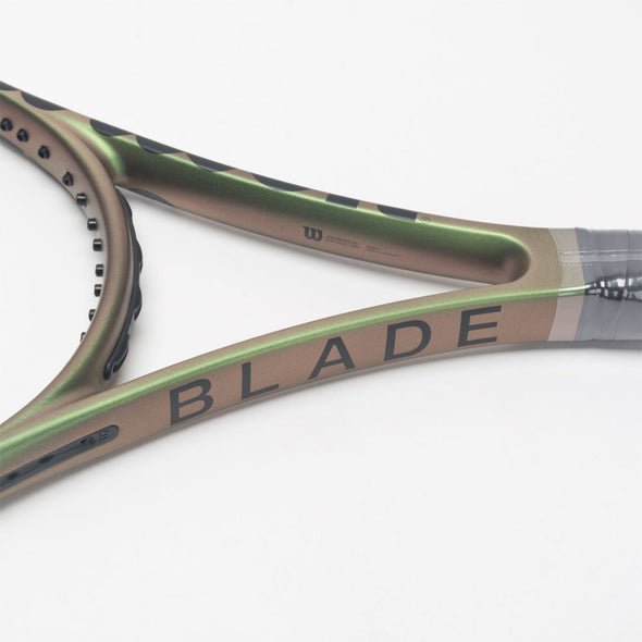 Wilson Blade 104 v8