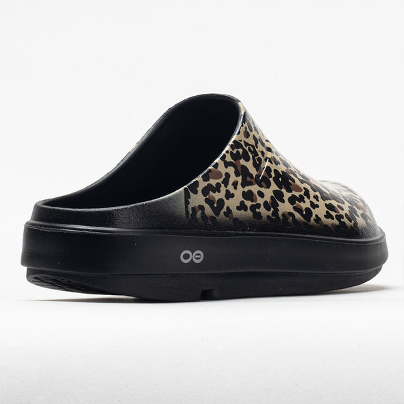OOFOS OOcloog Limited Women's Black Leopard