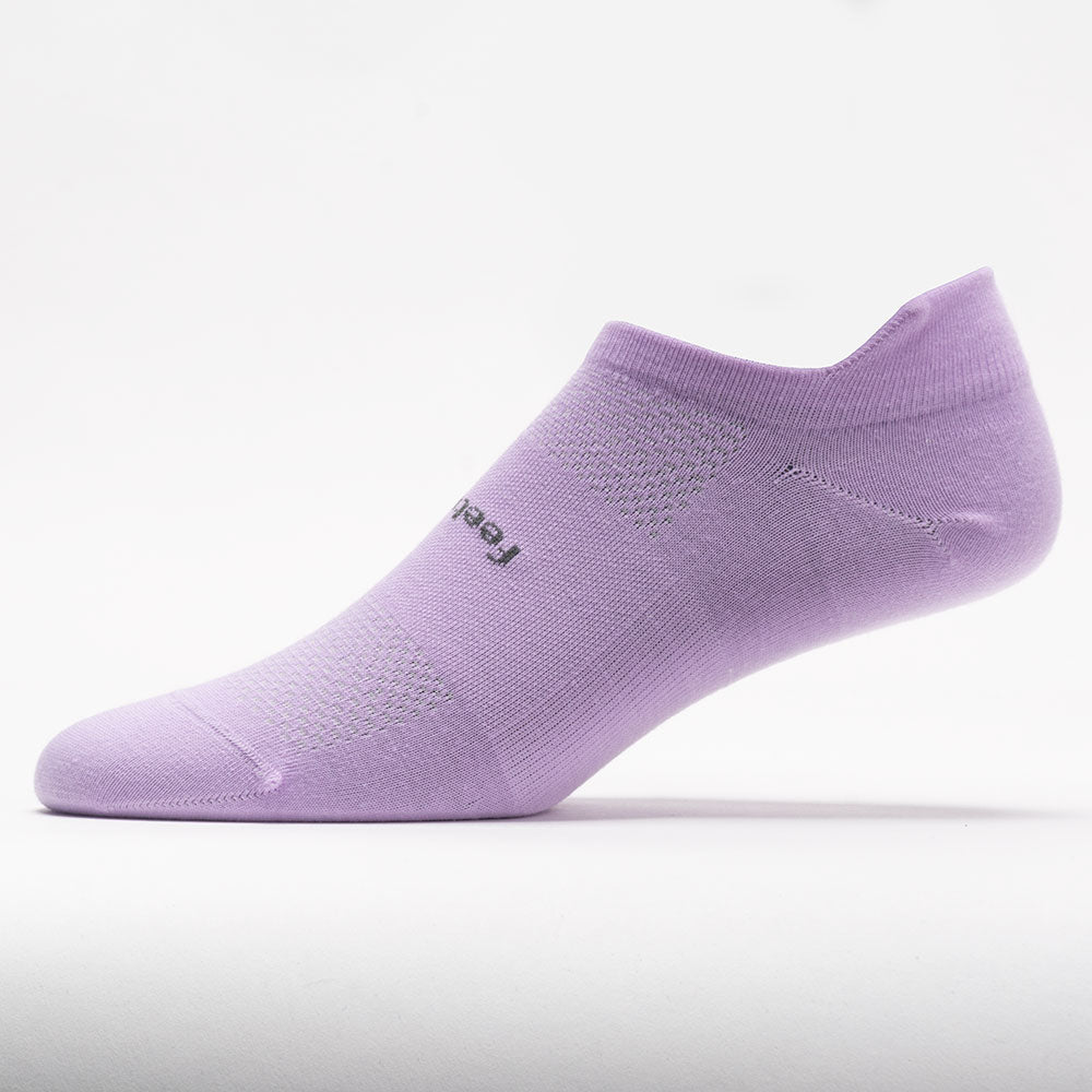 Feetures High Performance Ultra Light Cushion No Show Tab Socks