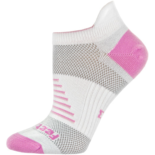 Feetures High Performance Ultra Light Cushion No Show Tab Socks