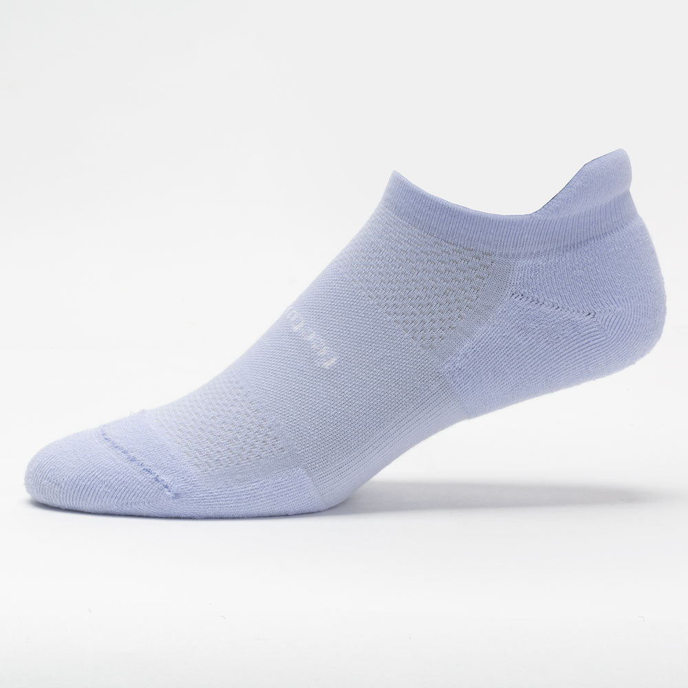 Feetures High Performance Max Cushion No Show Tab Socks