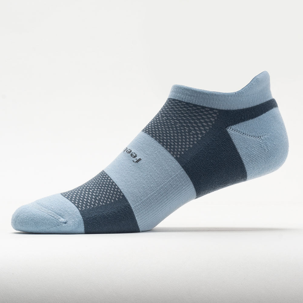 Feetures High Performance Max Cushion No Show Tab Socks