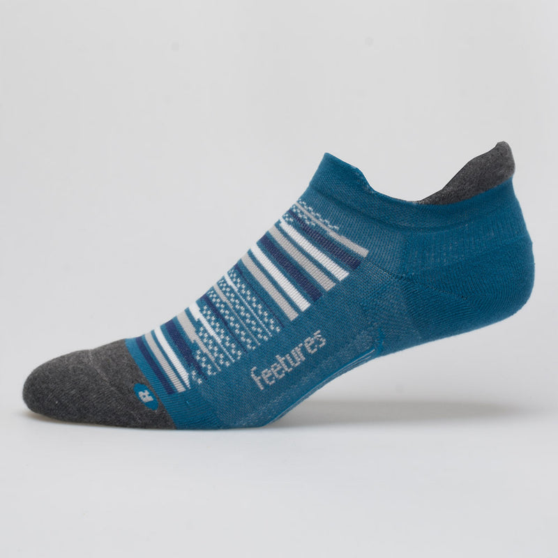 Feetures Elite Max Cushion No Show Tab Socks