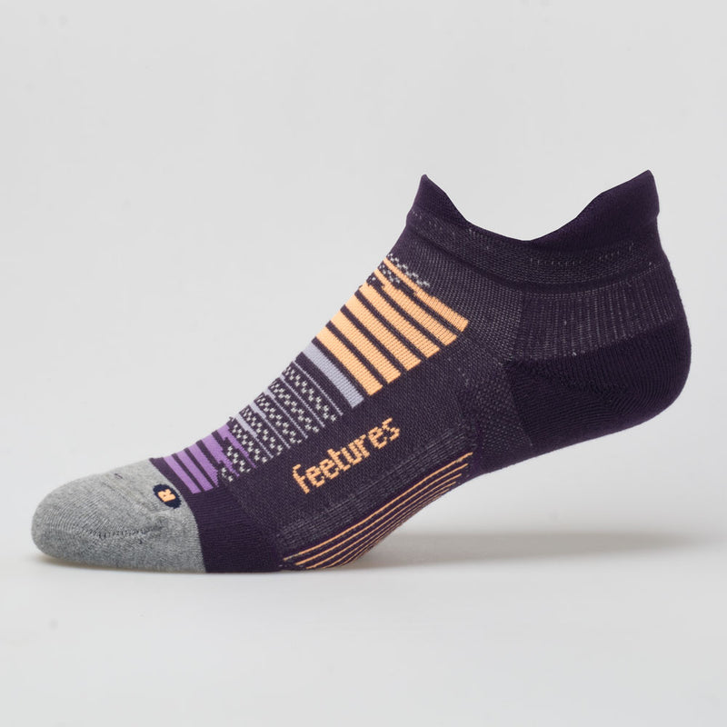 Feetures Elite Max Cushion No Show Tab Socks