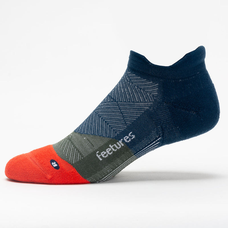 Feetures Elite Max Cushion No Show Tab Socks