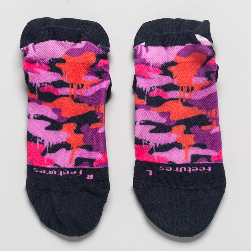 Feetures Elite Light Cushion No Show Tab Camo Splash Socks
